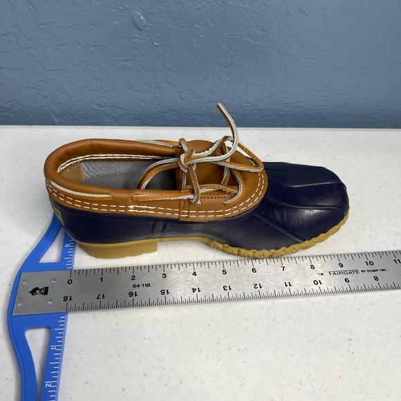 L.L. Bean Bean boots made in USA duck boots low top lace up rubber/leather. Sz 6 - Picture 8 of 9